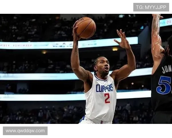 小卡首节表现亮眼6分钟内贡献4分2篮板正负值高达7